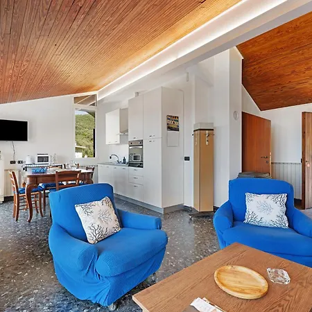 Apartamento Attico Con Vista Moneglia