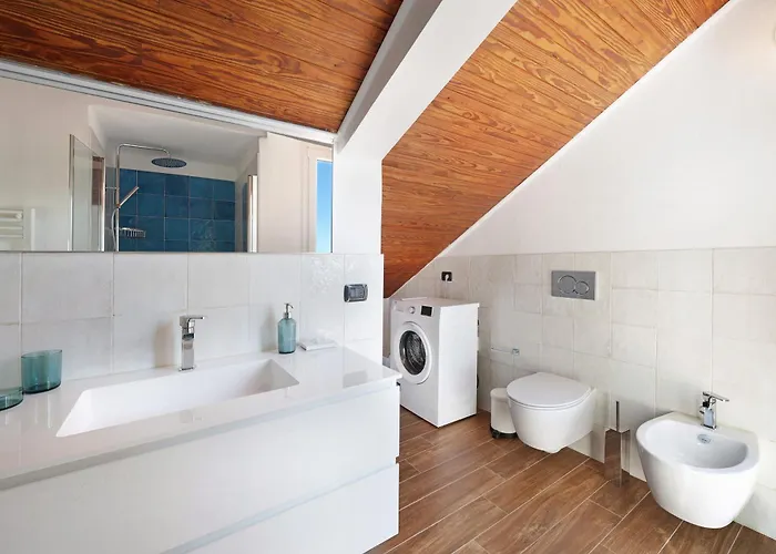 Apartman Attico Con Vista
